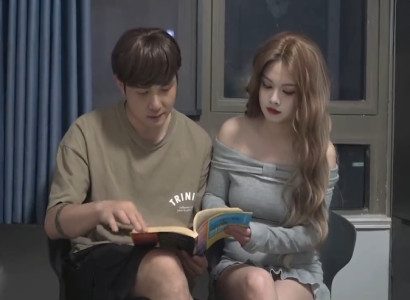 Phang Em Gái Dâm Trên Xe Hơi Cực Sướng